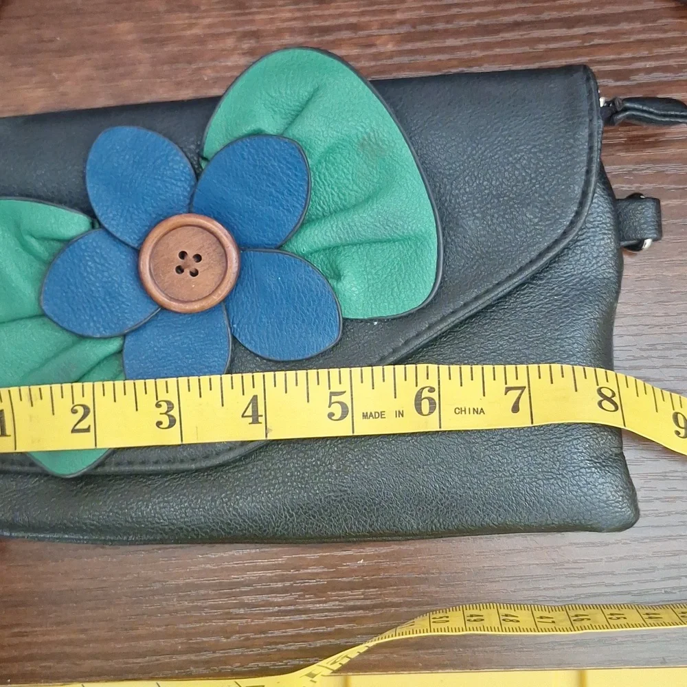 Sax Blue Flower Bow Clutch - Picture 8 of 12